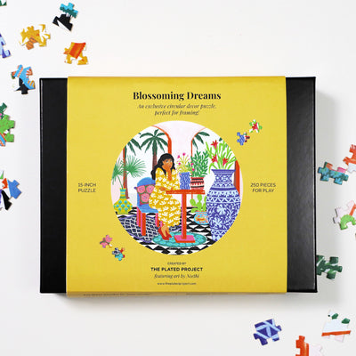Blossoming Dreams | Frameable circular puzzle | 250 pieces