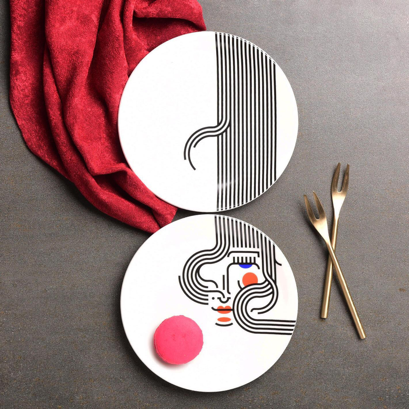Flow quarter plates (set of 2) - The Plated Project